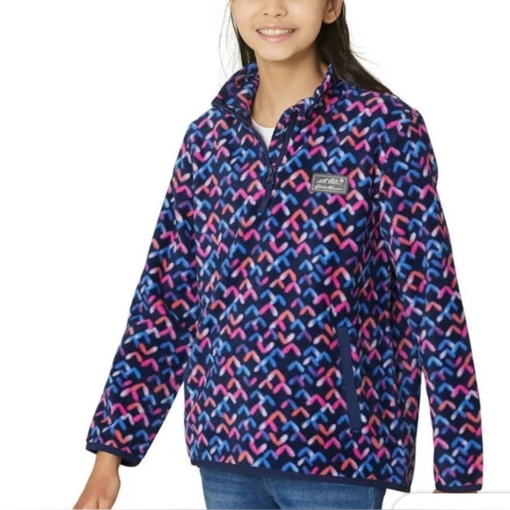 Eddie Bauer Youth 1/4 Zip, Fleece Pull Over. 
Size S(7-8)
Very Good Condition